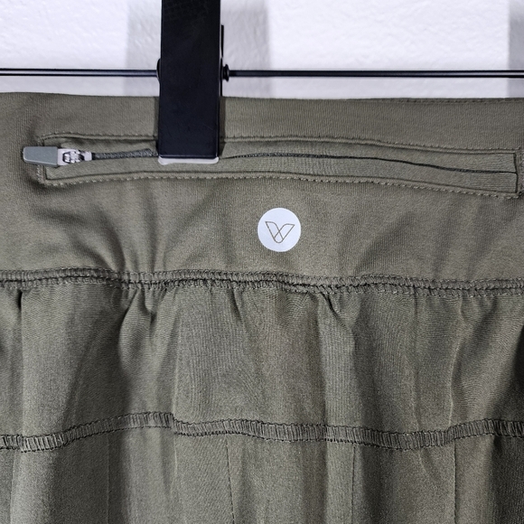 LIVI ACTIVE PULL-ON SKORT WITH FLAT FRONT DESIGN - Picture 6 of 7